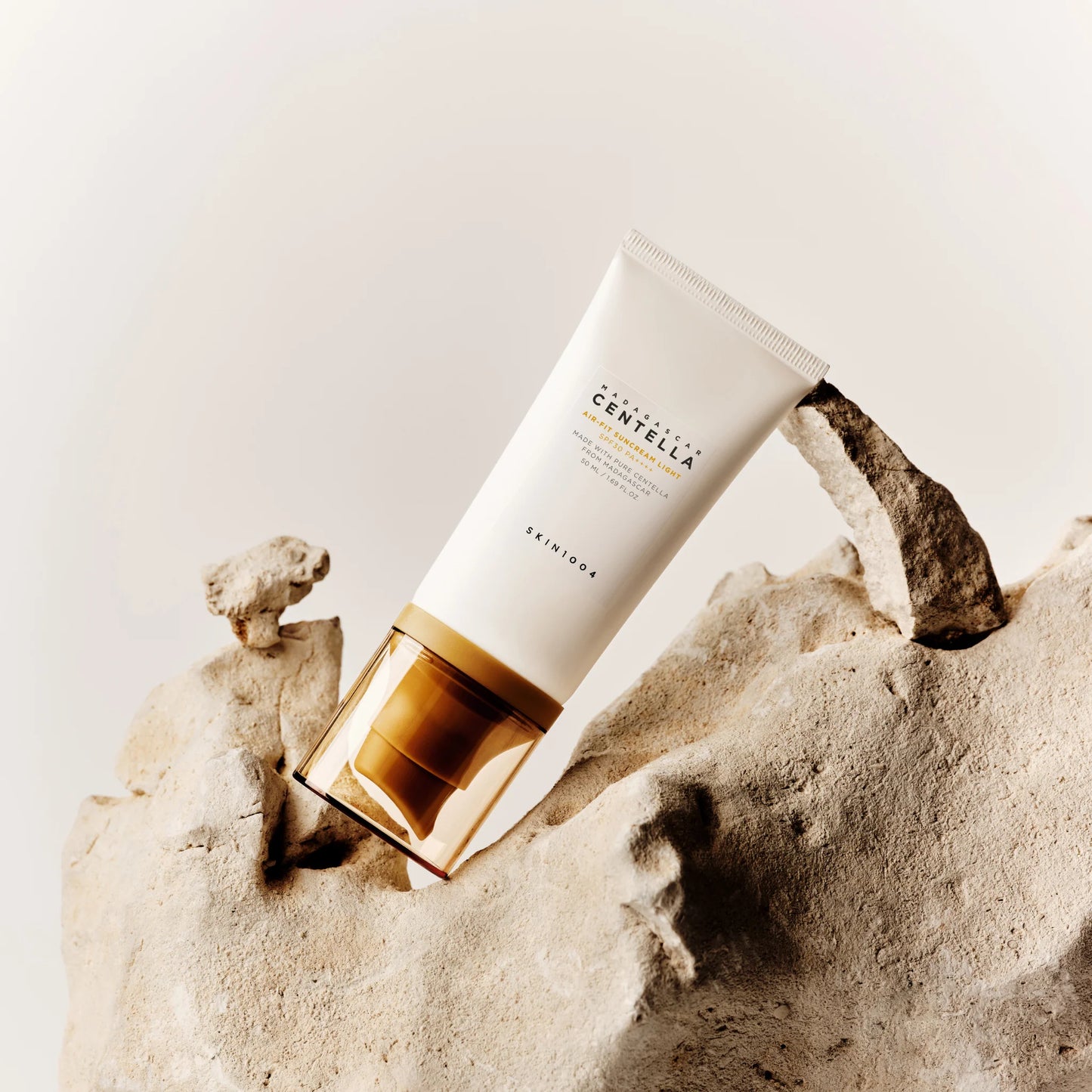 SKIN1004 - Madagascar Centella Air-Fit Suncream Light SPF30 PA++++ - 50ml