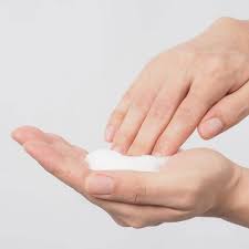 Shiseido - Perfect Whip White Clay Beauty Foam